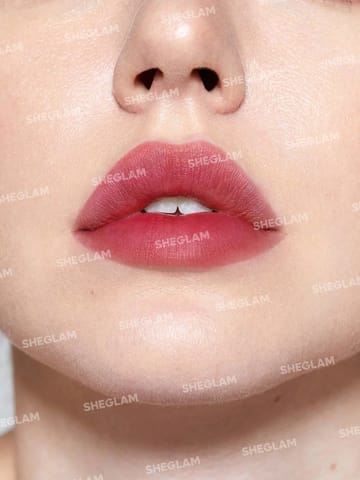 Essence Tinted Kiss Hydrat Lip Tint# 106