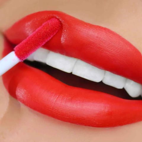 Essence Tinted Kiss Hydrat Lip Tint# 106
